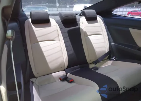 2017 Honda Civic Lx z USA, uszkodzony, nr VIN 2HGFC4B56HH310826